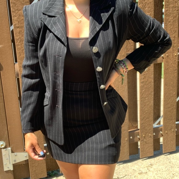 Vintage Dresses & Skirts - Vintage black skirt suit